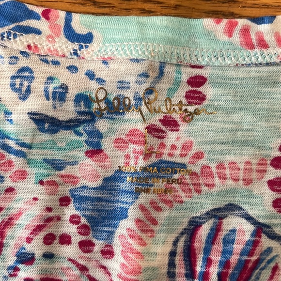 Lily Pulitzer “Sea Shells” V- Neck, Large - Picture 2 of 3